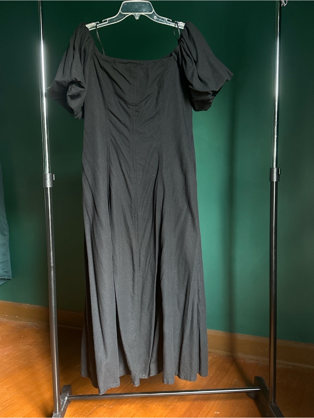 Classic linen Black Puff-Sleeve Maxi Dress - Elegant Everyday Style